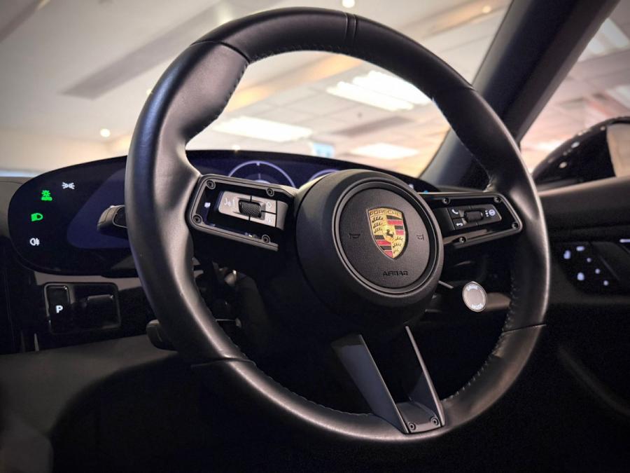 TAYCAN 4 CROSS TURISMO - Image 5